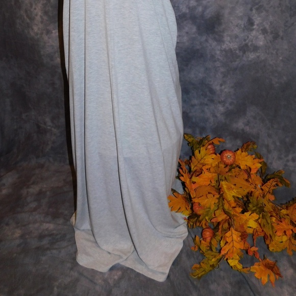 *ZENANA PREMIUM - V-NECK CAMI MAXI DRESS* - Picture 3 of 8